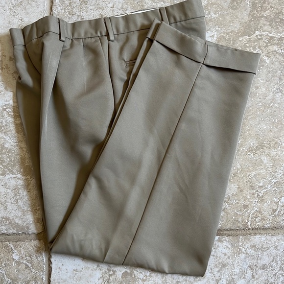 Vintage Dockers pleated dress pants - Picture 1 of 7